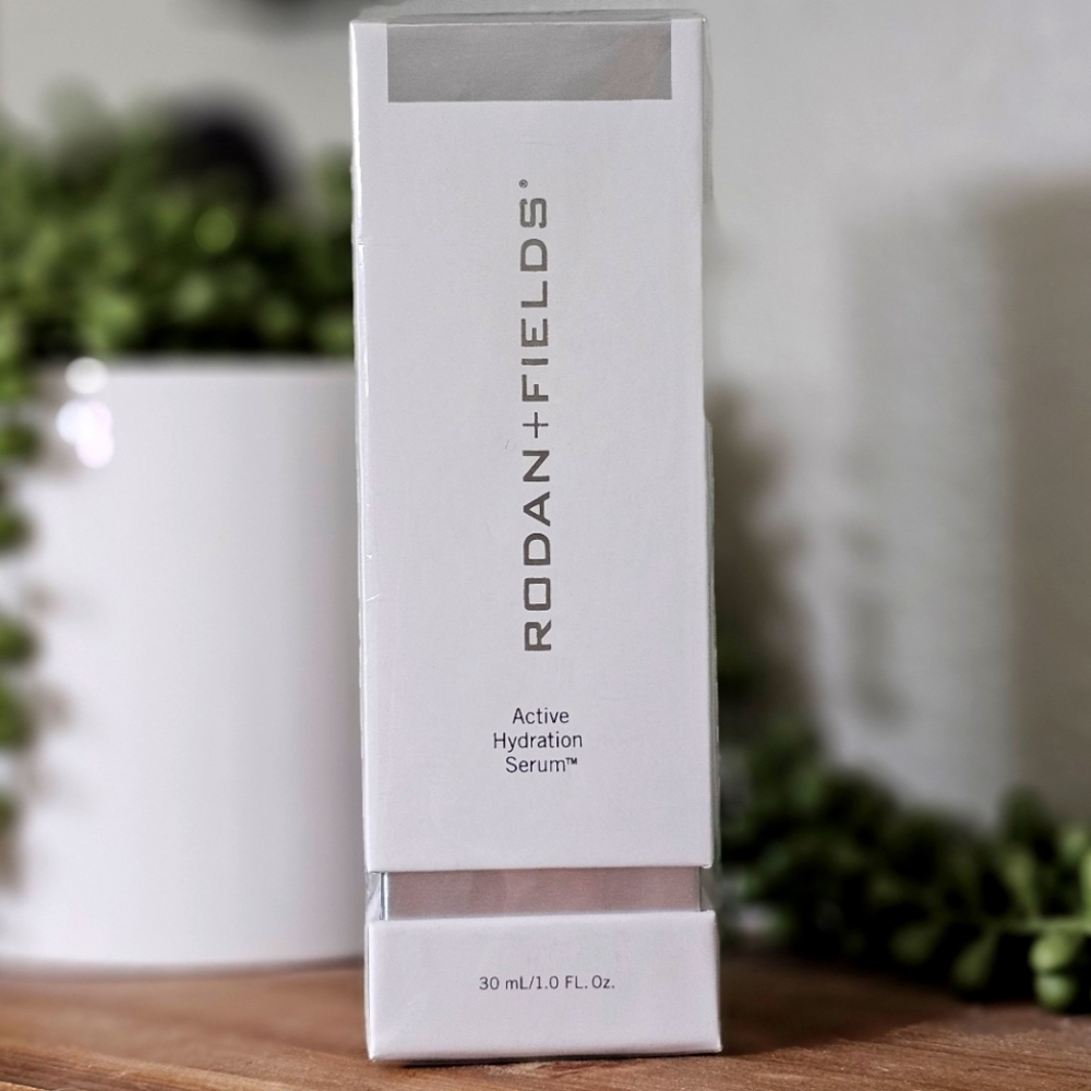 Rodan + Fields Active Hydration Serum - White
